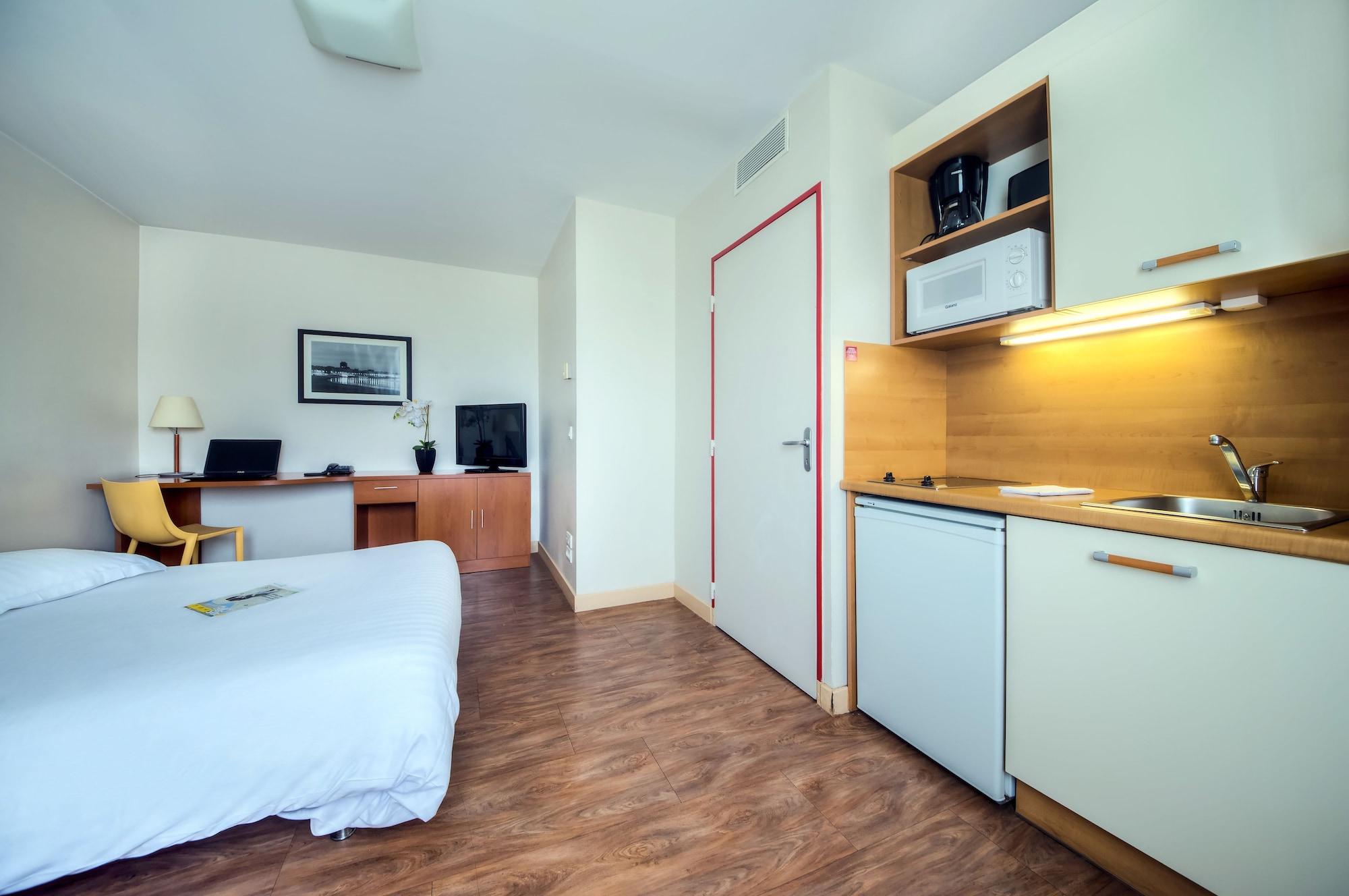 Comfort Aparthotel Saint-Nazaire Les Portes De L Ocean Exterior photo